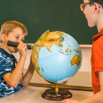 Mappamondo tattile e parlante